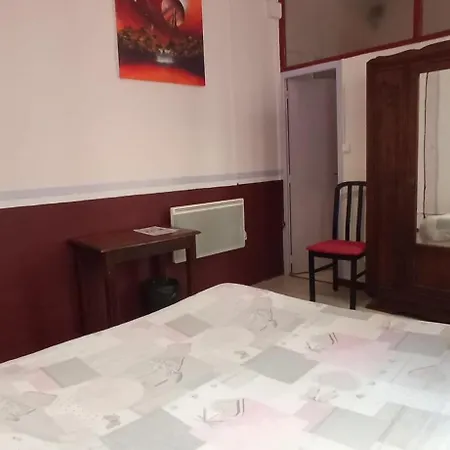 De Paris - Отель